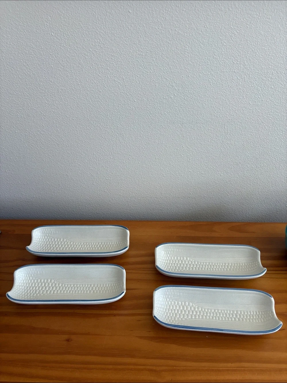 Vintage Pfaltzgraff Yorktowne Stoneware Corn on the Cob Side Dish Tray Set of 4